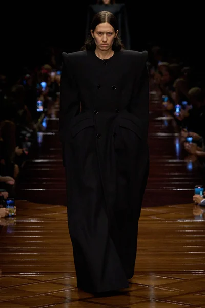 Look 57
